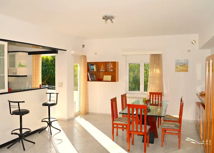 Sea View Вилла *