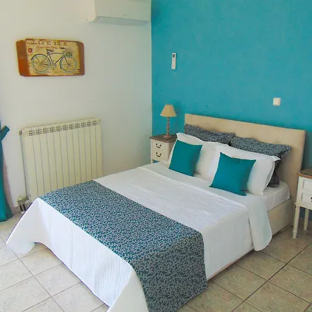 Sea View Villa *